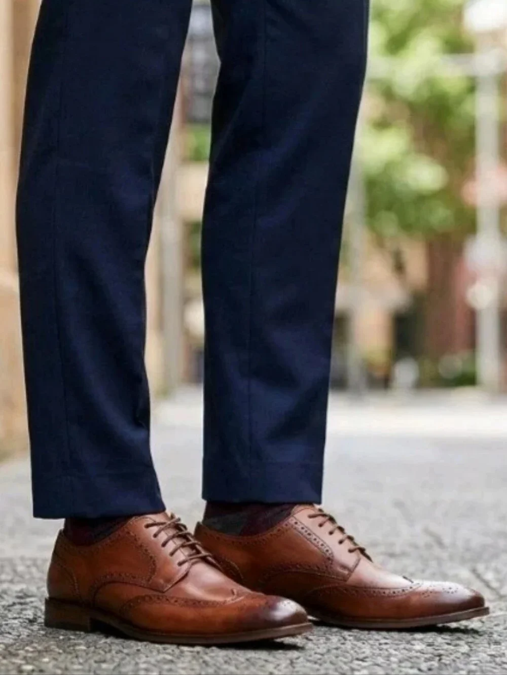 Stacy Adams Men's Dunbar Wingtip Oxford Cognac Leather Brogue Dress Shoe 9